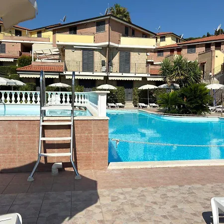 Holihome Vascello B26 * Торторето